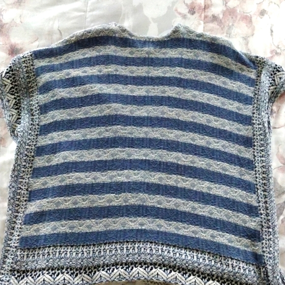 Chaps Sleeveless Cardigan - Picture 3 of 3